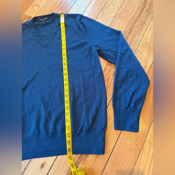 Brooks Brothers Sweater Mens Size L 100% Wool Italian Yarn Pullover V-neck Blue - Picture 10 of 11